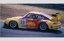 29 - Porsche 911 GT2 #WP0ZZZ99ZTS394075 - Estoril Racing Team