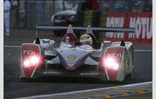2 - Audi R10 TDI #204 - Audi Sport North America