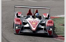 2 - Audi R10 TDI #301 - Audi Sport Team Joest