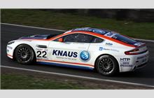 22 - Aston Martin V8 Vantage GT4