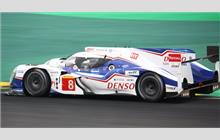 8 - Toyota TS040 Hybrid #14-01 - Toyota Racing