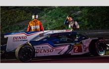 2 - Toyota TS040 Hybrid #15-08 - Toyota Racing