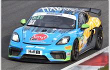22 - Porsche 718 Cayman GT4 Clubsport MR - Team Allied-Racing