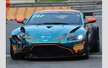 5 - Aston Martin Vantage AMR GT4 - Team Spirit Racing