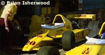 20 - Fittipaldi F7 Ford #WR8=>F7/1 (Wolf) - Skol Fittipaldi Team
