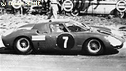 7 - Ferrari 250 LM #5897a - David Piper Auto Racing Ltd.
