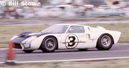 3 - Ford Mk II #1032 - Holman & Moody