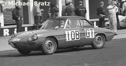 108 - Alfa Romeo Duetto - Frankfurt Racing Club