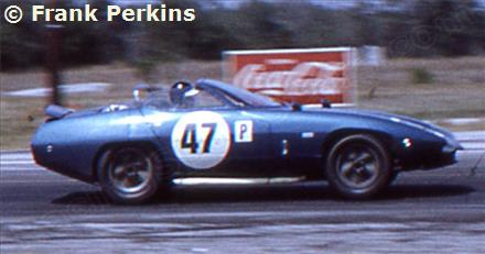 47 - Triumph TR250 K - Leyland Motor Corporation