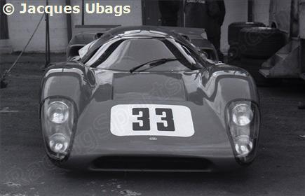 33 - Lola T70 Mk.3B GT Chevrolet #SL76/142 - Paul Hawkins Racing