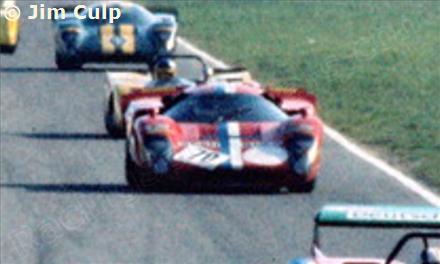 70 - Lola T70 Mk.3B GT Chevrolet #SL76/146 - Racing-Team VDS