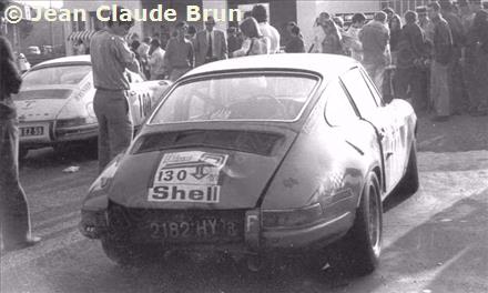 130 - Porsche 911 S #119 30 0932 - Schell