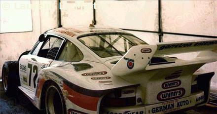 72 - Porsche 935 #930 890 0024 - Dick Barbour - Wynn's International