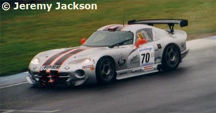 70 - Chrysler Viper GTS-R #C14 - HKM/Parr Motorsport