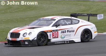 30 - Bentley Continental GT3 - Team Parker Racing
