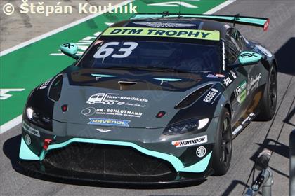 63 - Aston Martin Vantage AMR GT4 - Speed Monkeys